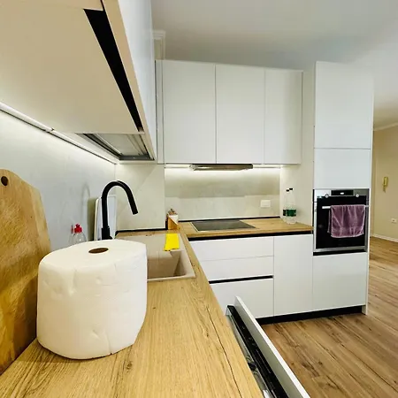 Casa Ama * Тирана